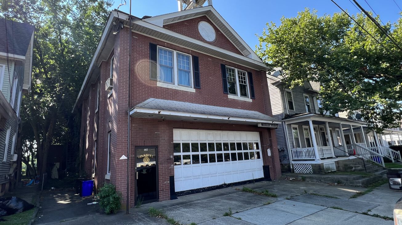 640 N Broad St, Woodbury, NJ 08096