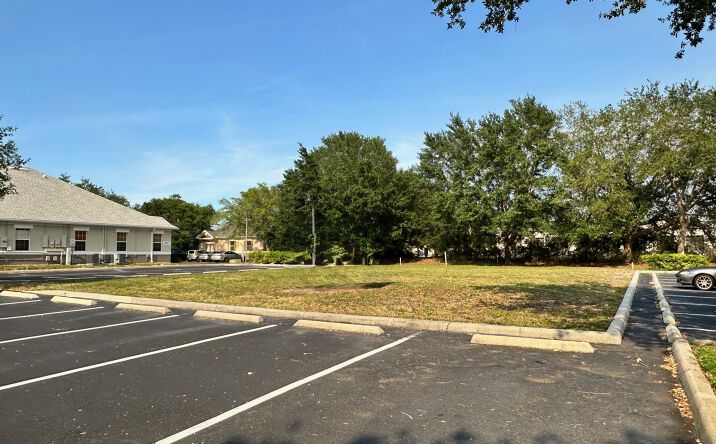 Pictures of Land property located at 11731 Orpington St, Orlando, FL 32817 for sales - image #1