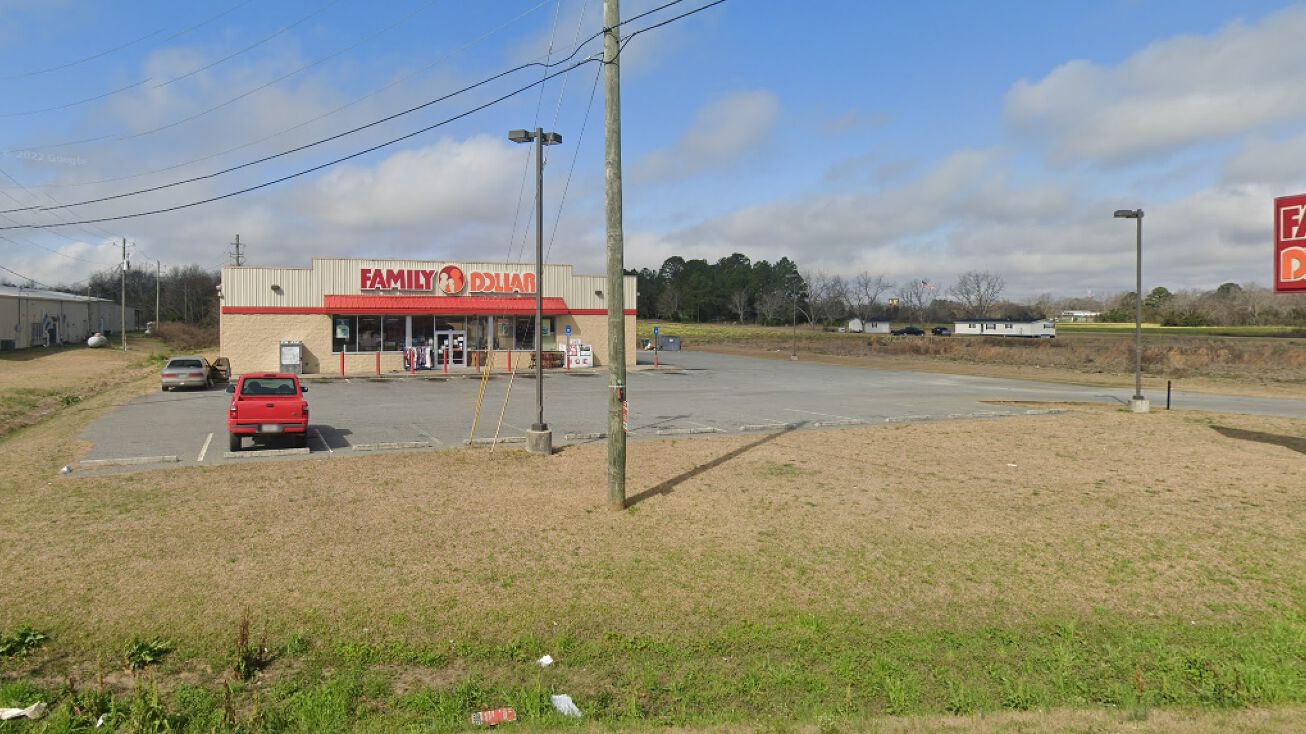1291 Pine St, Unadilla, GA 31091
