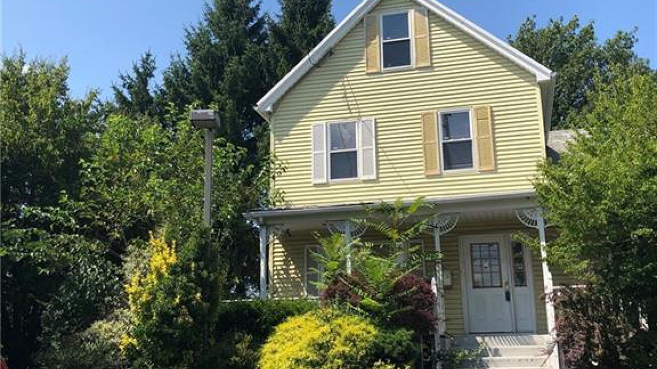 2713 Woodbridge Avenue, Edison, NJ 08817