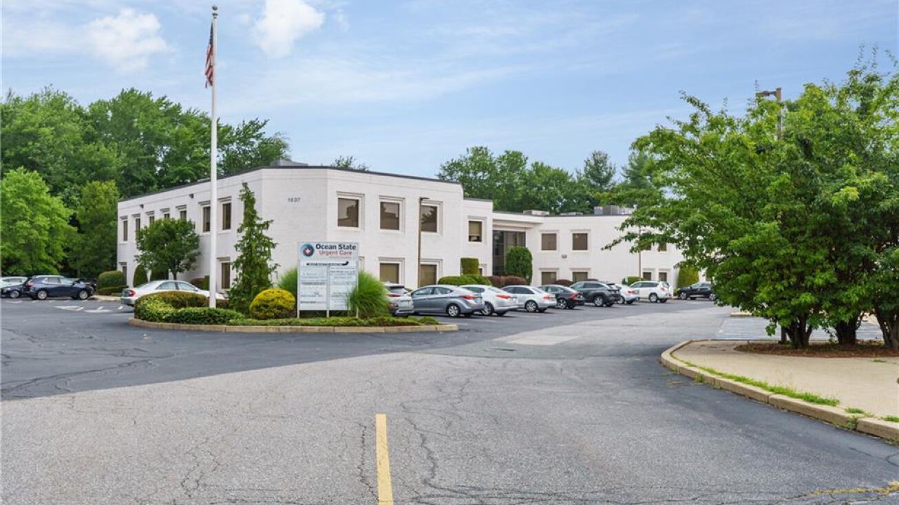 1637 Mineral Spring Ave, North Providence, RI 02904