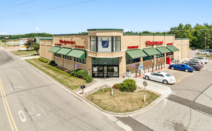 Pictures of Retail property located at 421 Eisenhower Pkwy, Rhinelander, WI 54501 for comps - image #1