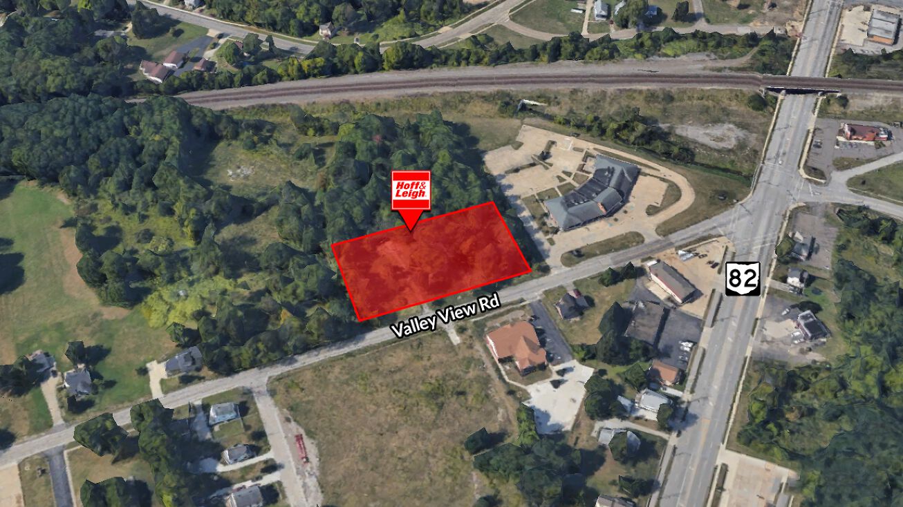 9764 Valley View Rd, Macedonia, OH 44056