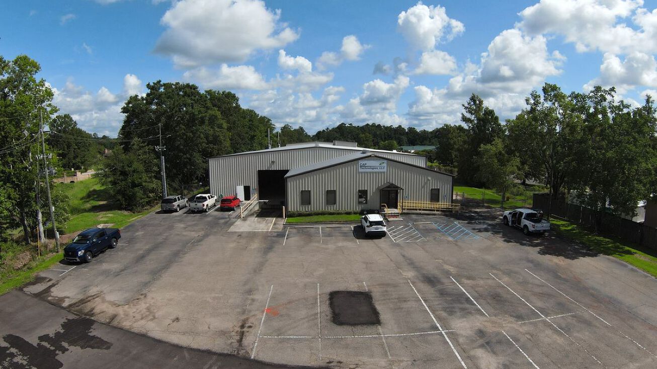 609 Centerville St NE, Denham Springs, LA 70726