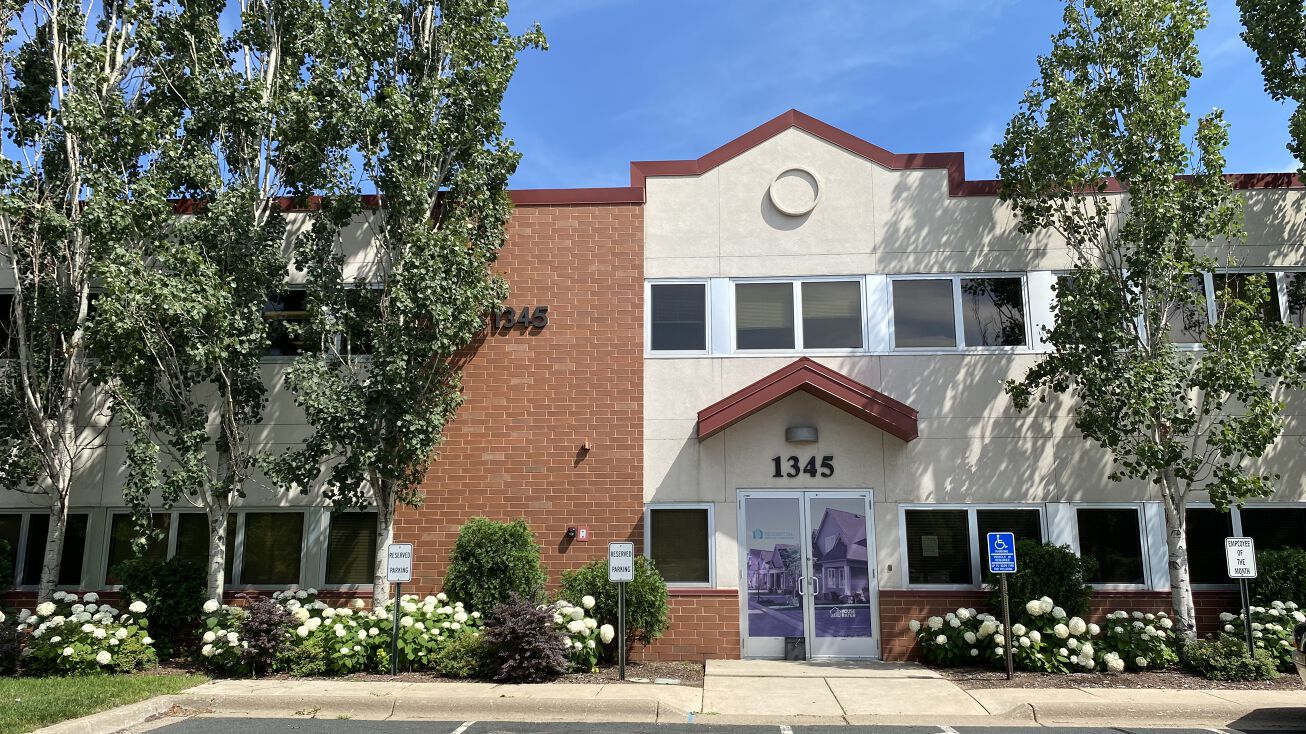 1345 Corporate Center Curve, Eagan, MN 55121 Office Property for Sale