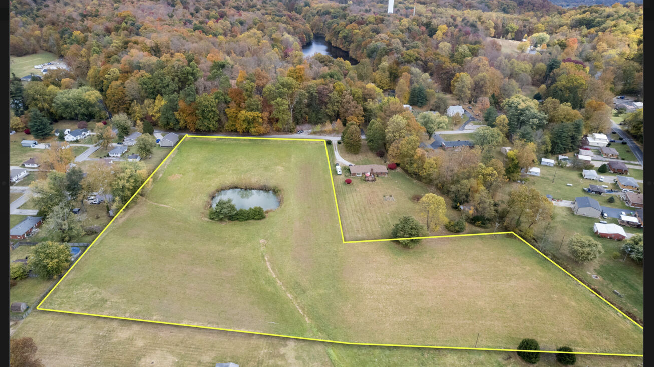 Jones Ln, Floyds Knobs, IN 47119