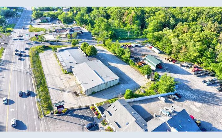 Pictures of Retail property located at 360 N Broadway Salem NH 03079, Salem, NH 03079 for comps - image #1