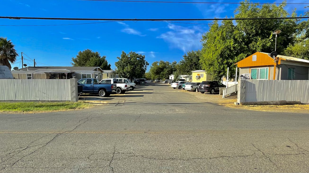 1914 9th Ave, Olivehurst, CA 95961