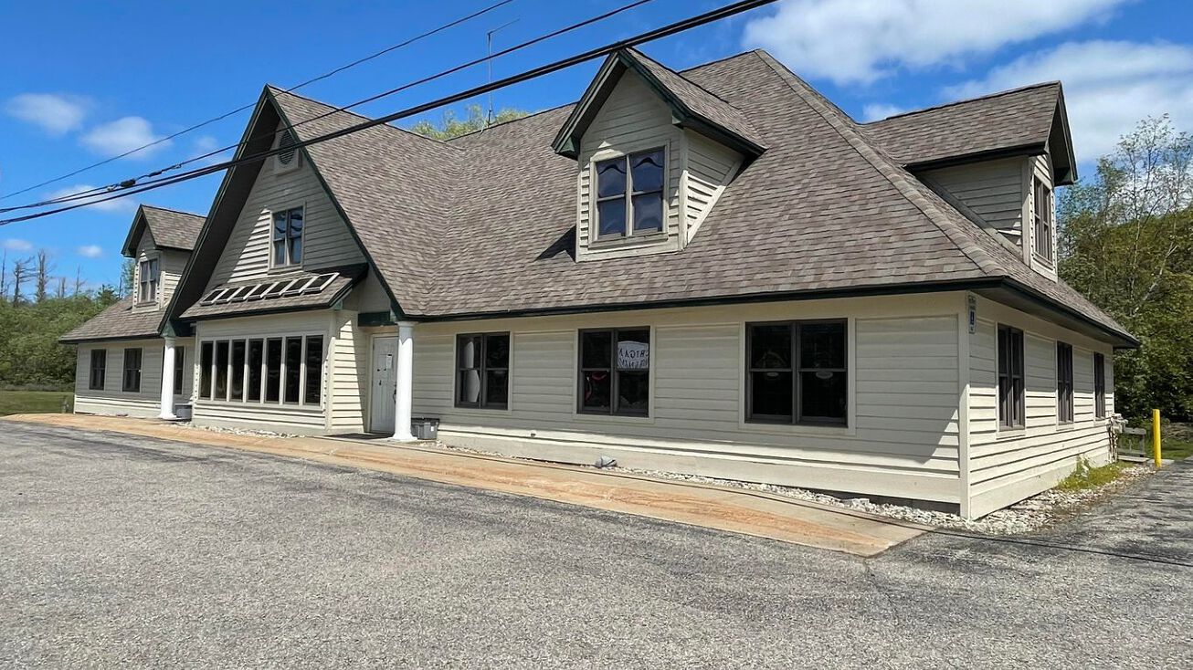 5059 Old Hwy 27 S, Gaylord, MI 49735 Office Property for Sale 5059