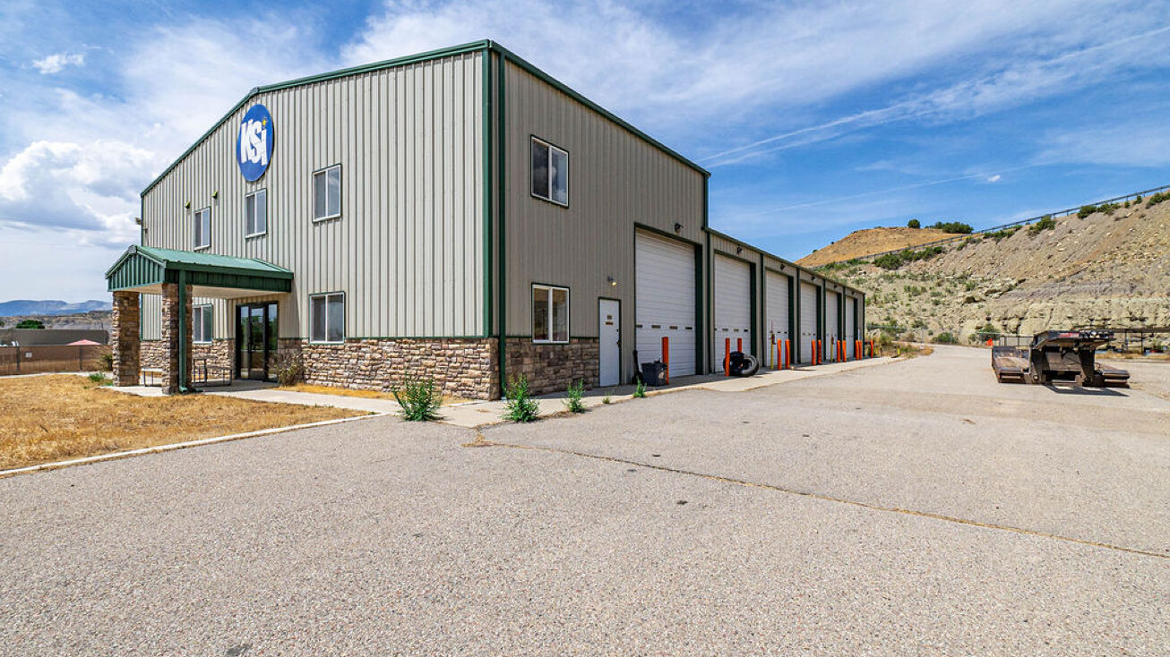 688 45 Rd, De Beque, CO 81630