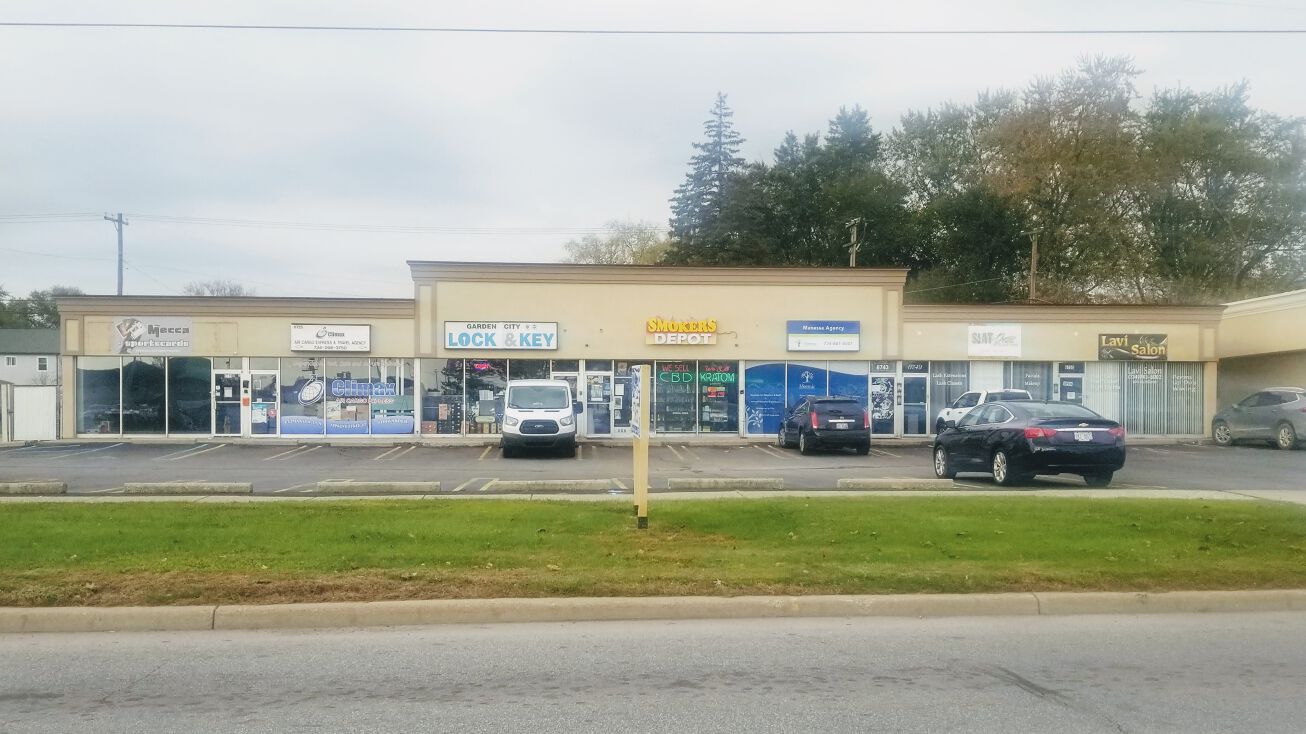 6719 Middlebelt Rd, Garden City, MI 48135