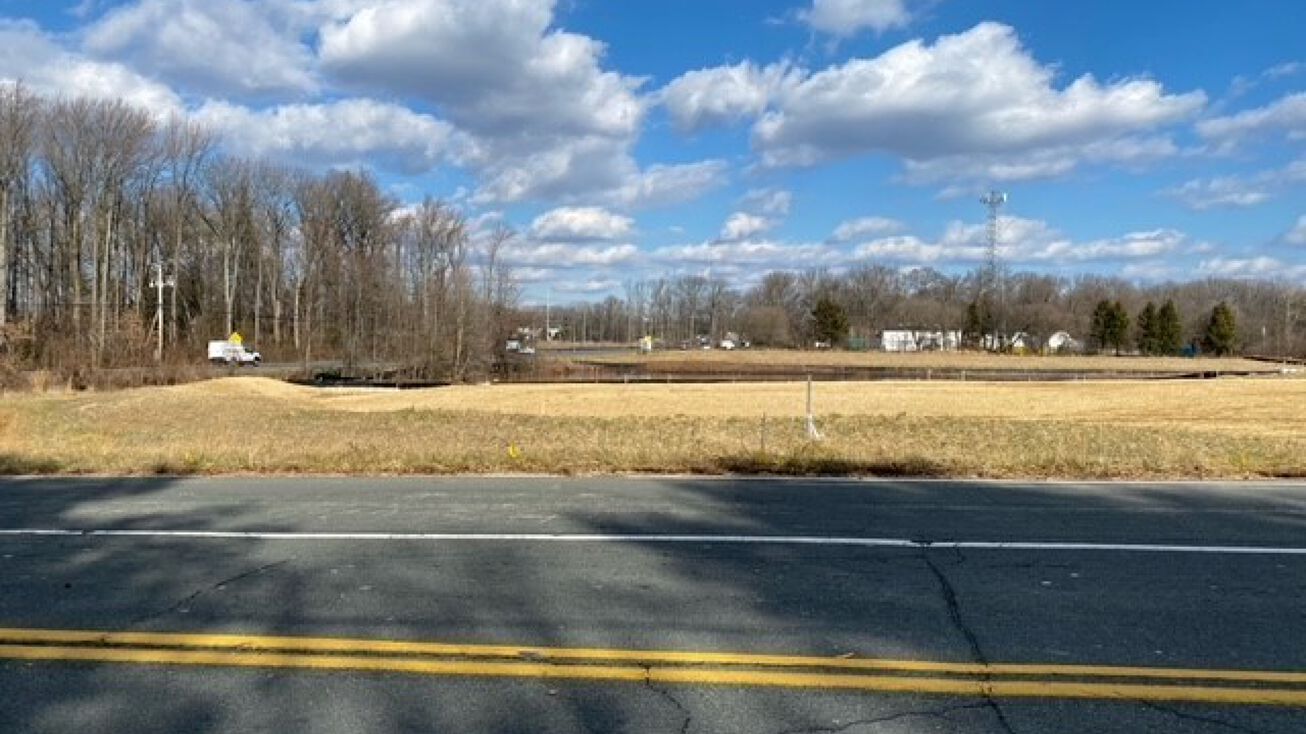 813 MD3, Gambrills, MD 21054