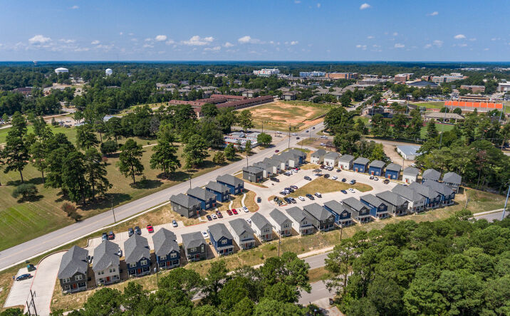 Pictures of Multifamily property located at 340 Bowers Blvd, Huntsville, TX 77340 for sales - image #1