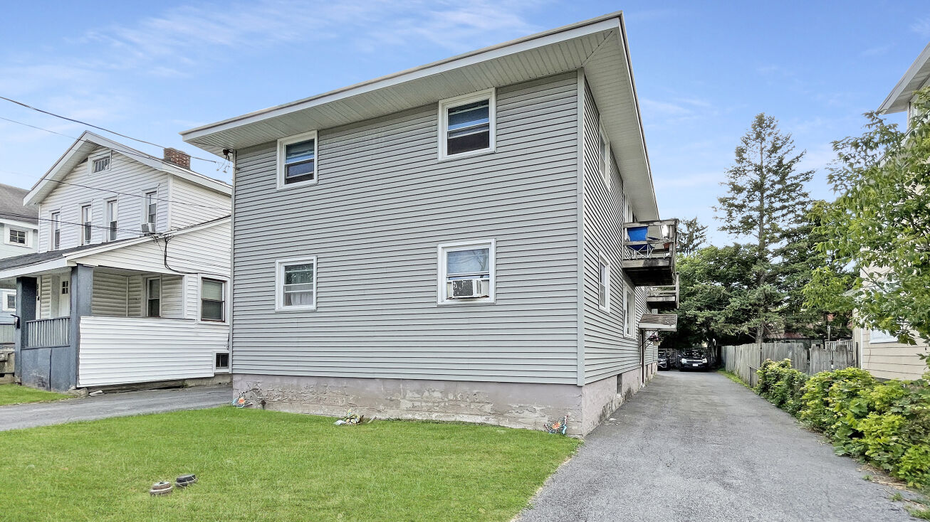 155 N Midler Ave, Syracuse, NY 13206