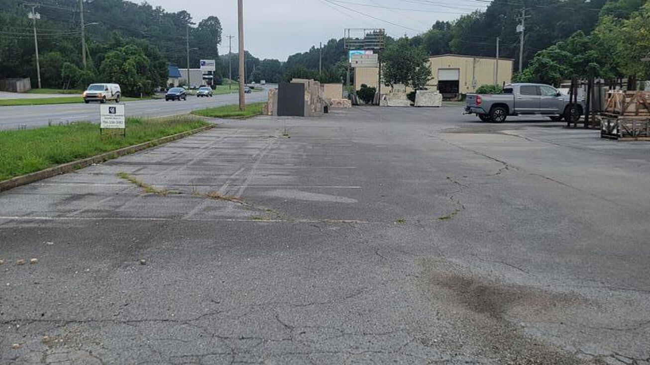 2306 Chattanooga Road, DALTON, GA 30720