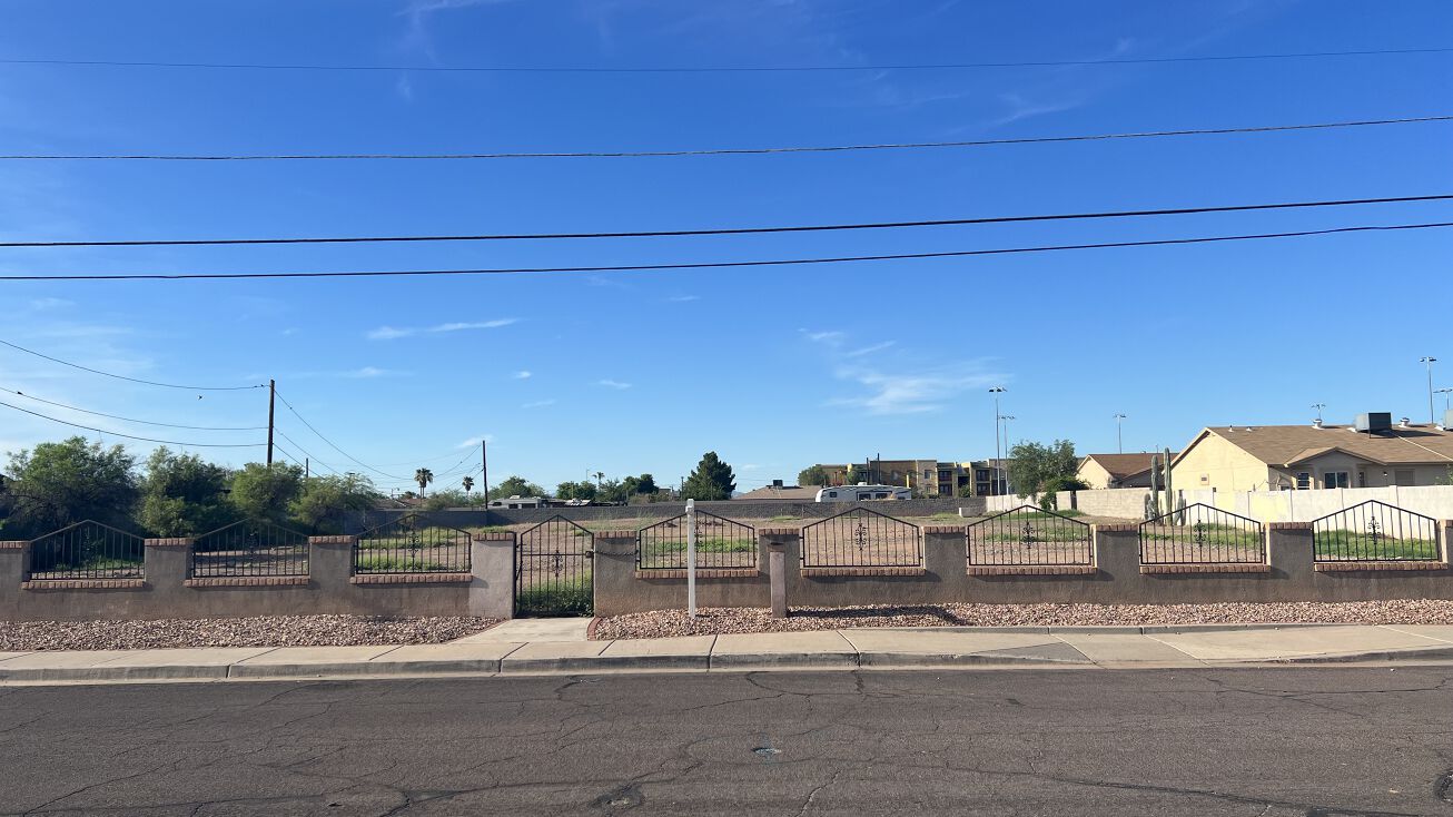 12621 W Paradise Ln, Surprise, AZ 85378