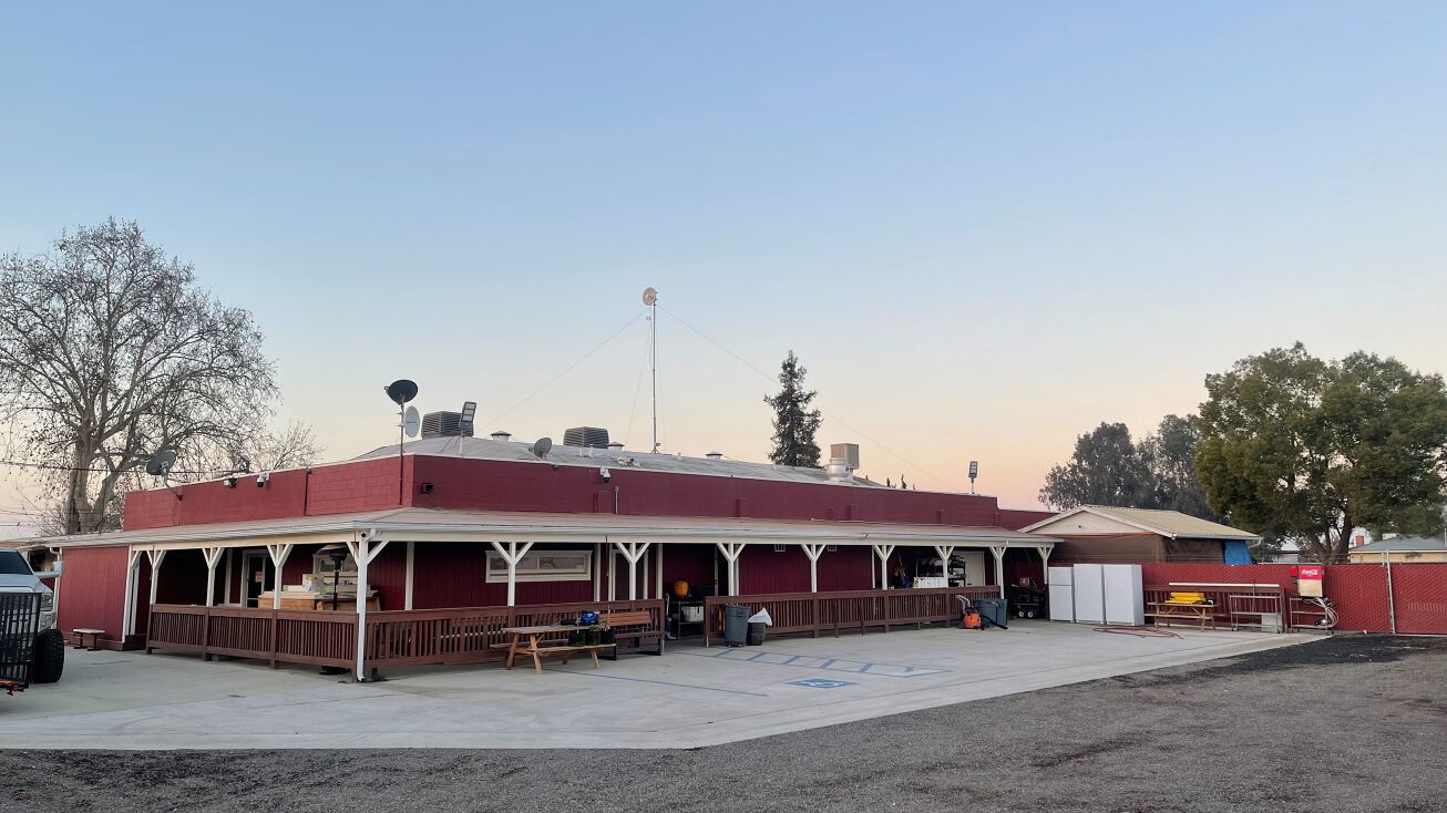 5020 19 1/2 Ave, Riverdale, CA 93656