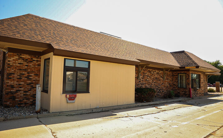 Pictures of Retail property located at 2510 E Central Ave, Estherville, IA 51334 for sales - image #1