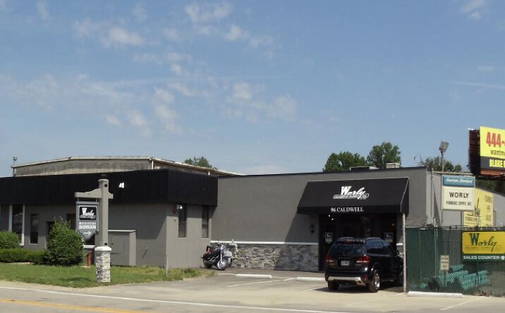 Pictures of Industrial property located at 96 Caldwell Drive, Cincinnati, OH 45216 for comps - image #1