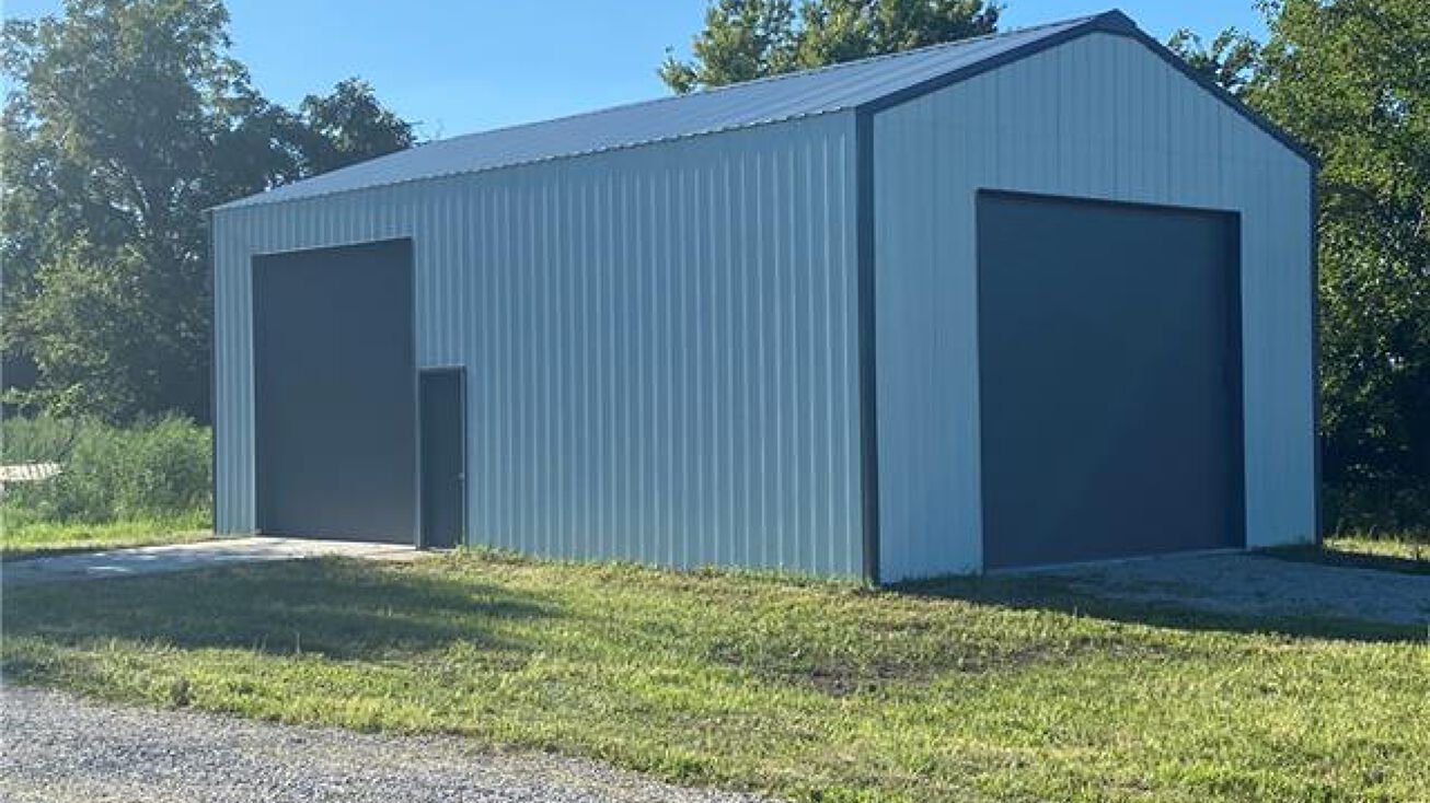 33610 S State Route T Highway, Archie, MO 64725