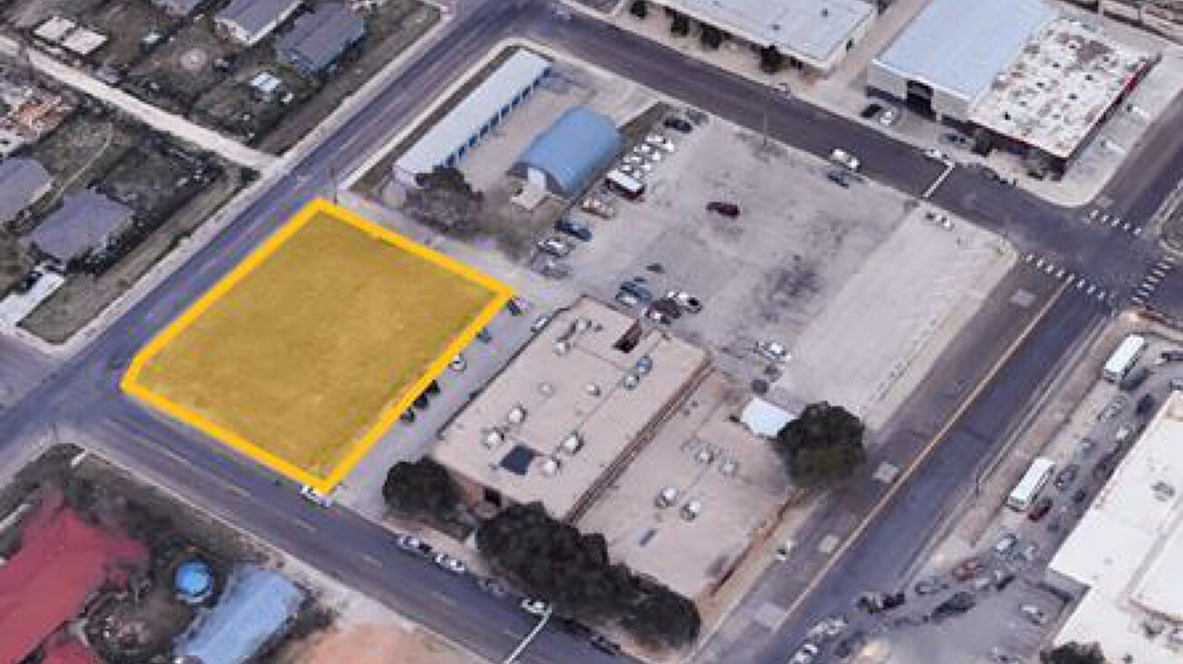 698 N Baird St, Midland, TX 79701