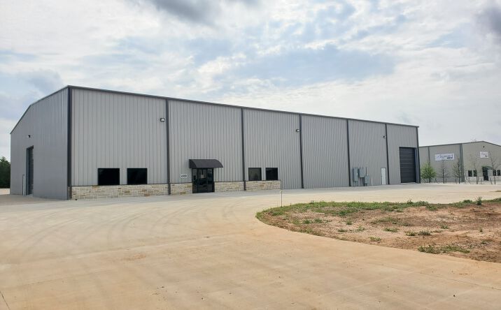 Pictures of Industrial property located at 2009 Traders Ridge Dr, Conroe, TX 77301 for sales - image #1