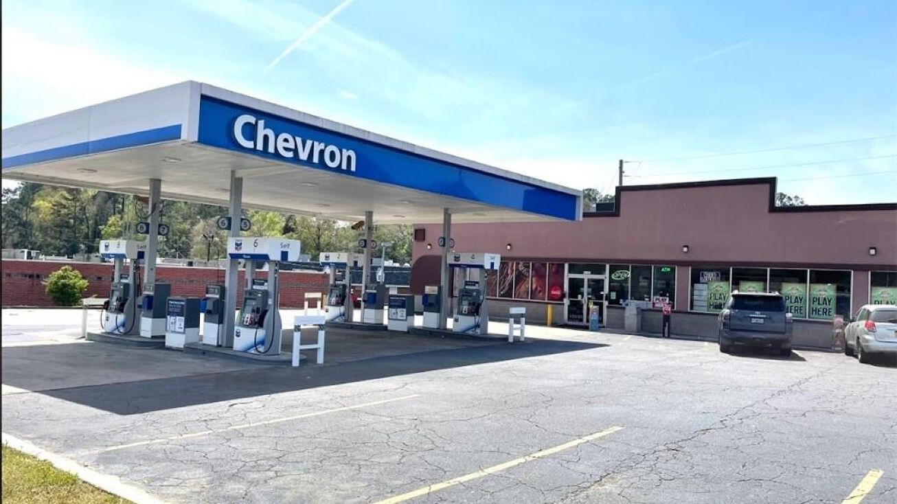 2650 Riverside Dr, Macon, GA 31204