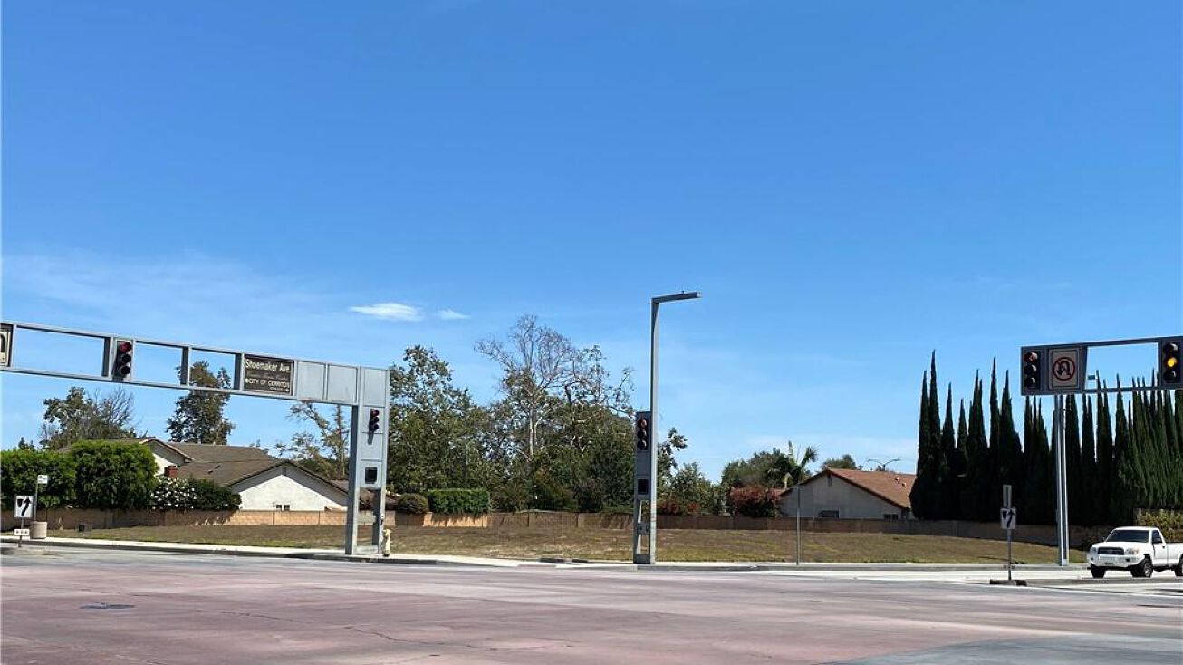 13010 Artesia Blvd, Cerritos, CA 90703