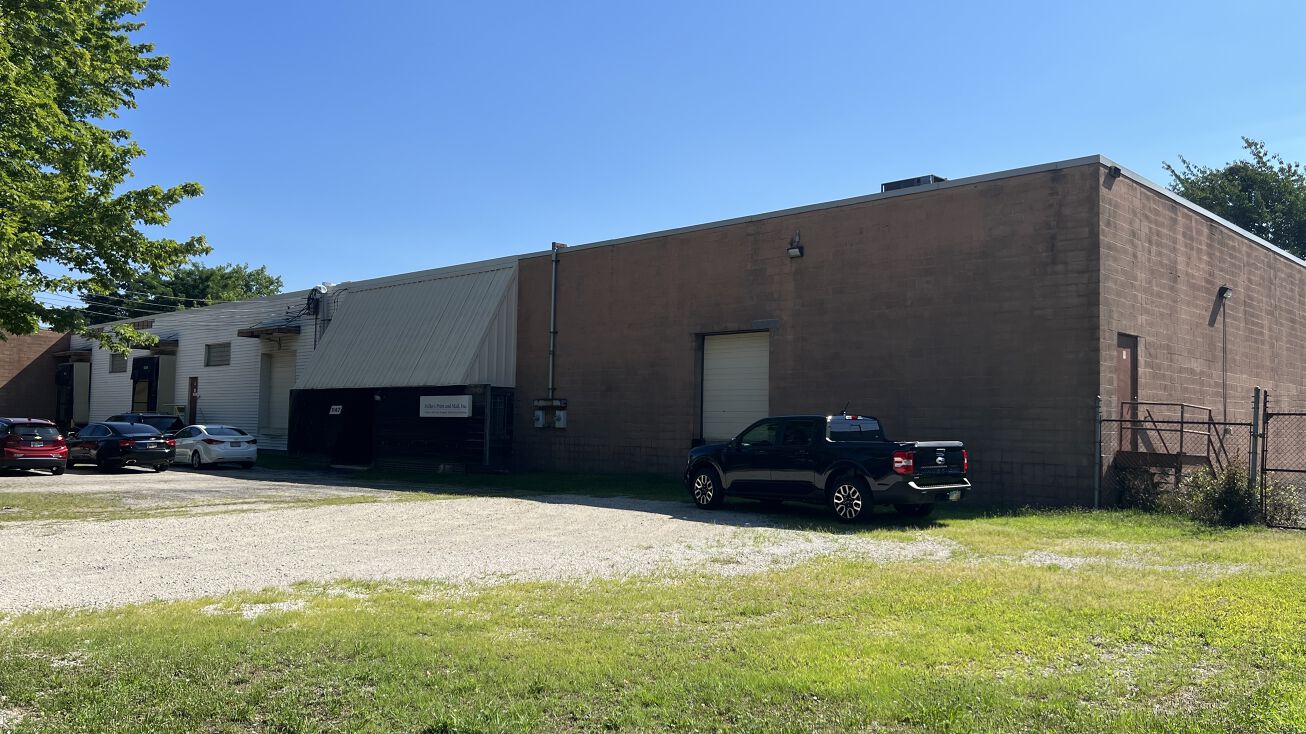 1147 Sweitzer Ave, Akron, OH 44301