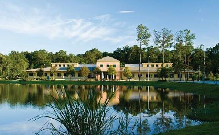 image of property at 190 NEW CAMELLIA BLVD Covington LA 70433-7846
