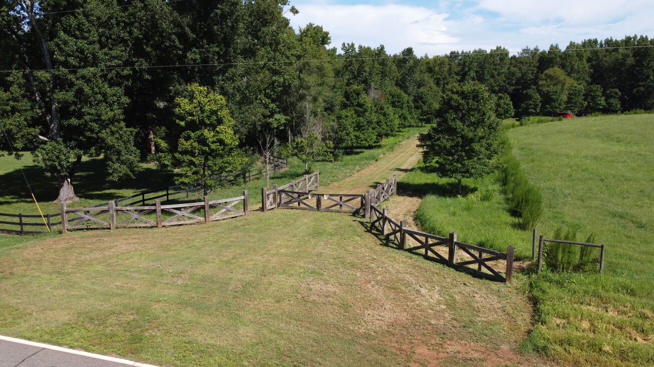 1830 Antioch Church Rd, Watkinsville, GA 30677