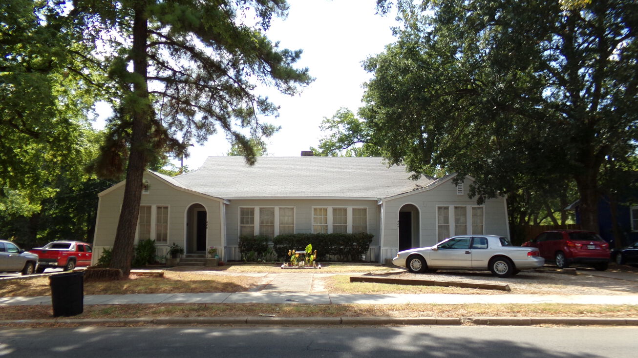 424 6th St SE, Paris, TX 75460