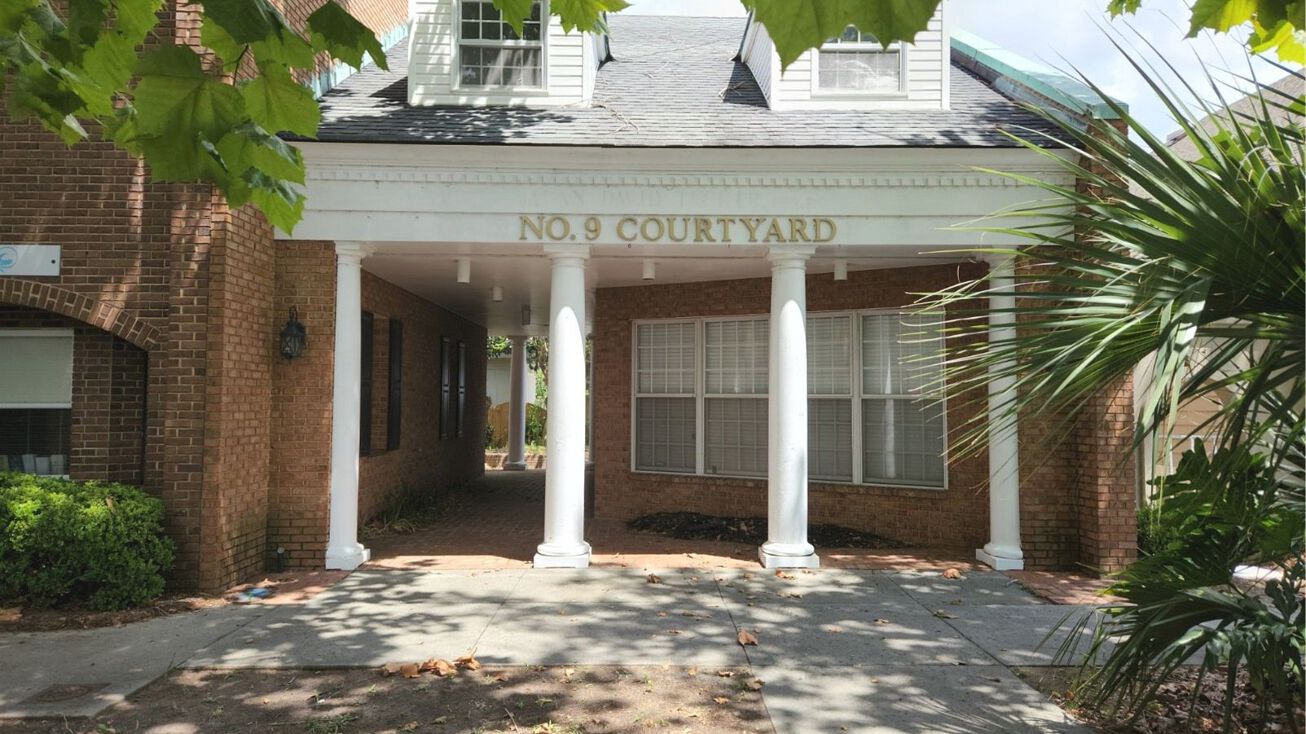 9 St Andrews Ct, Brunswick, GA 31520