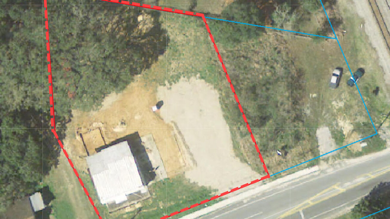 82 E Olive Rd, Pensacola, FL 32514 Office Property for Sale 1 Blk