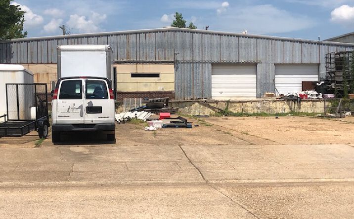 Pictures of Industrial property located at 1550 W Kirby Pl, Shreveport, LA 71103 for sales - image #1