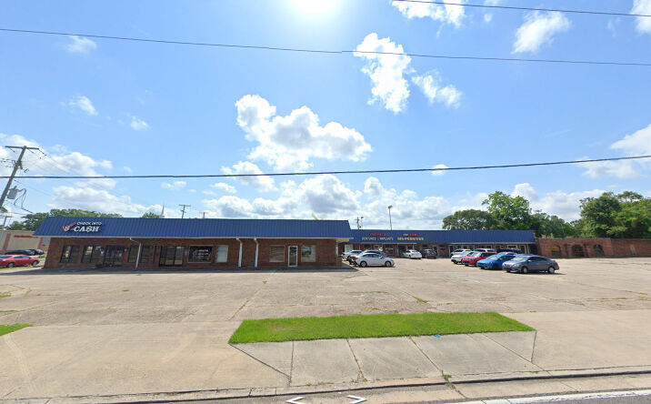 Pictures of Land property located at 1168 LA-19, Baker, LA 70714 for sales - image #1