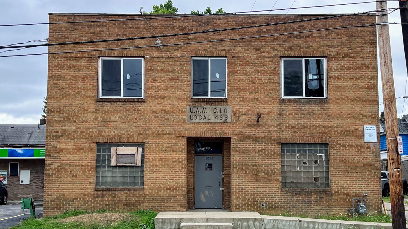 10511 Madison Ave, Cleveland, OH 44102