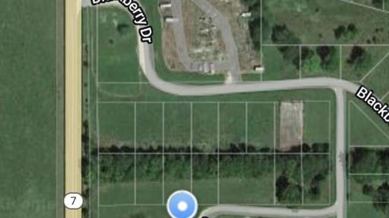 Sumac Drive, Mound City, KS 66056