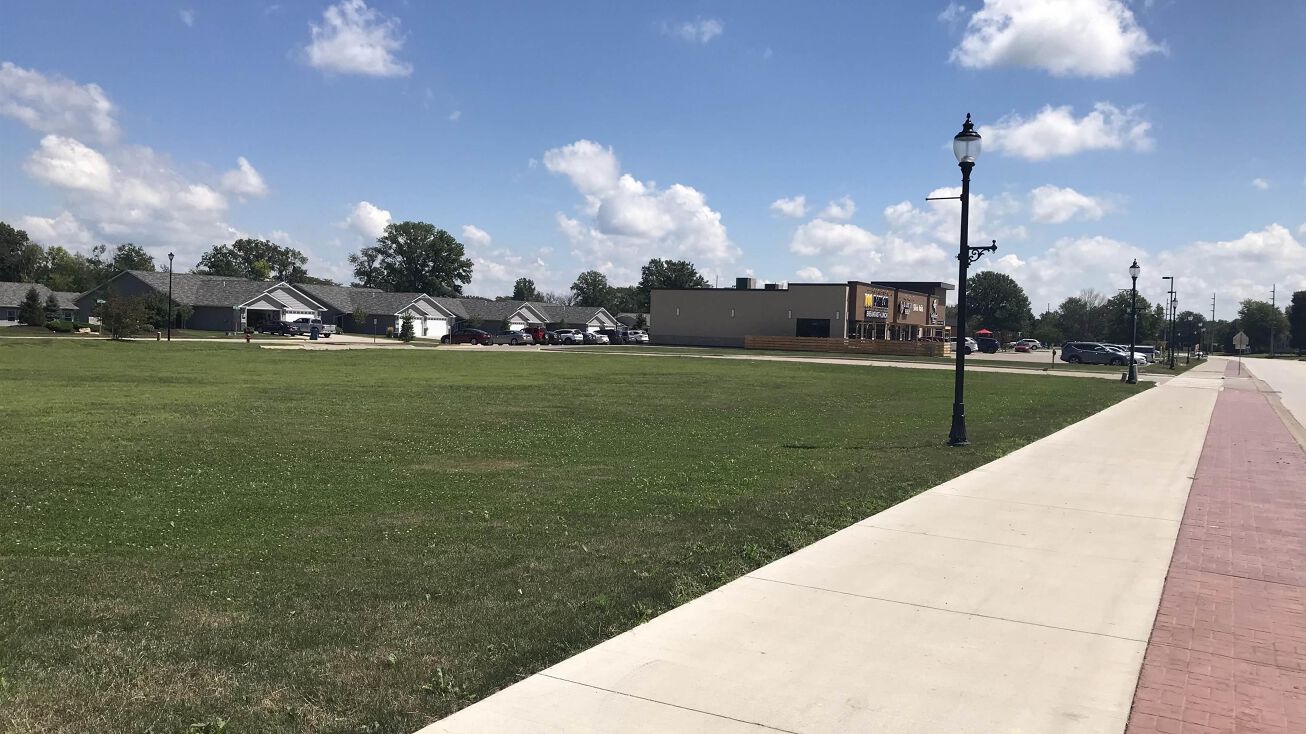 1111 Avenue of the Cities, Silvis, IL 61282