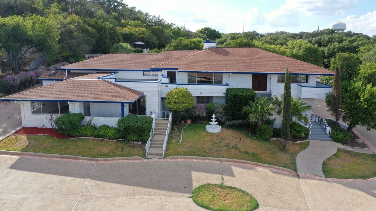 6619 Laurel Hill Dr, San Antonio, TX 78229