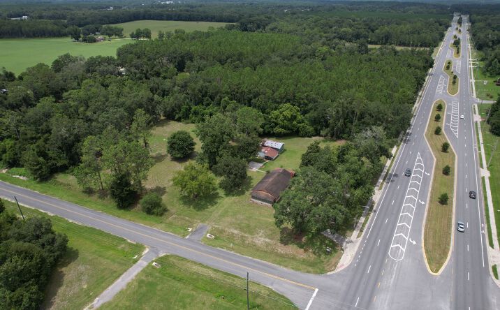 Pictures of Land property located at 3154 FL-47, Lake City, FL 32025 for sales - image #1