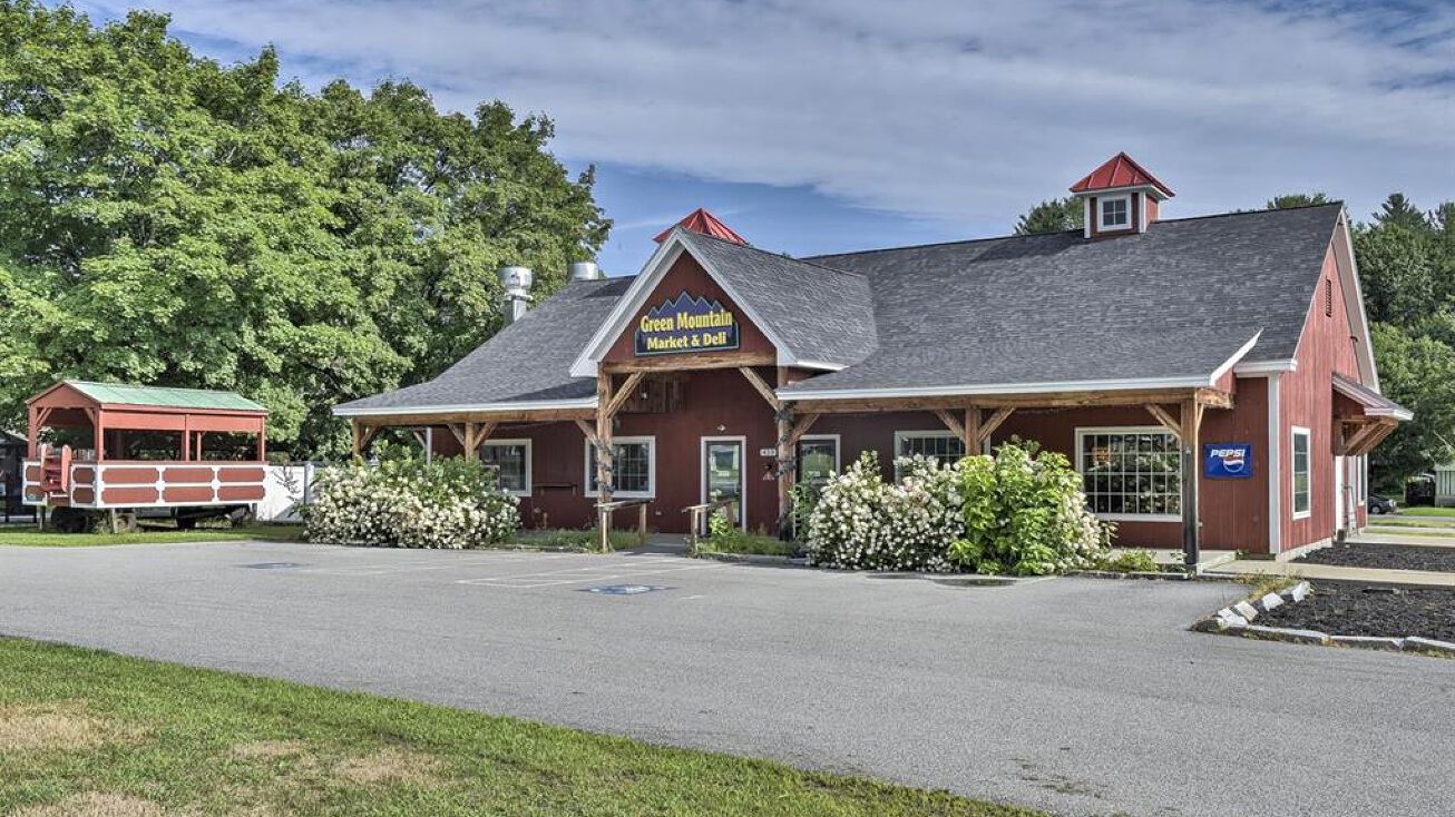 Pictures of Retail, Mixed Use, Special Purpose, Business for Sale property located at 423 Marlboro Rd, West Brattleboro, VT 05301 for sales - image #1