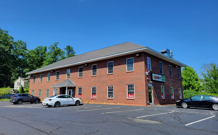 Pictures of Mixed Use, Office, Retail property located at 92 Middlesex Rd, Tyngsborough, MA 01879 for comps - image #1