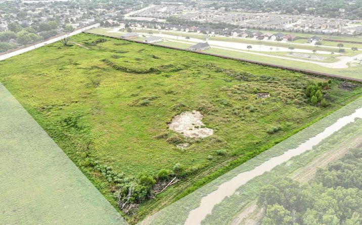 Pictures of Land property located at 1950 Staffordshire Rd, Missouri City, TX 77489 for sales - image #1