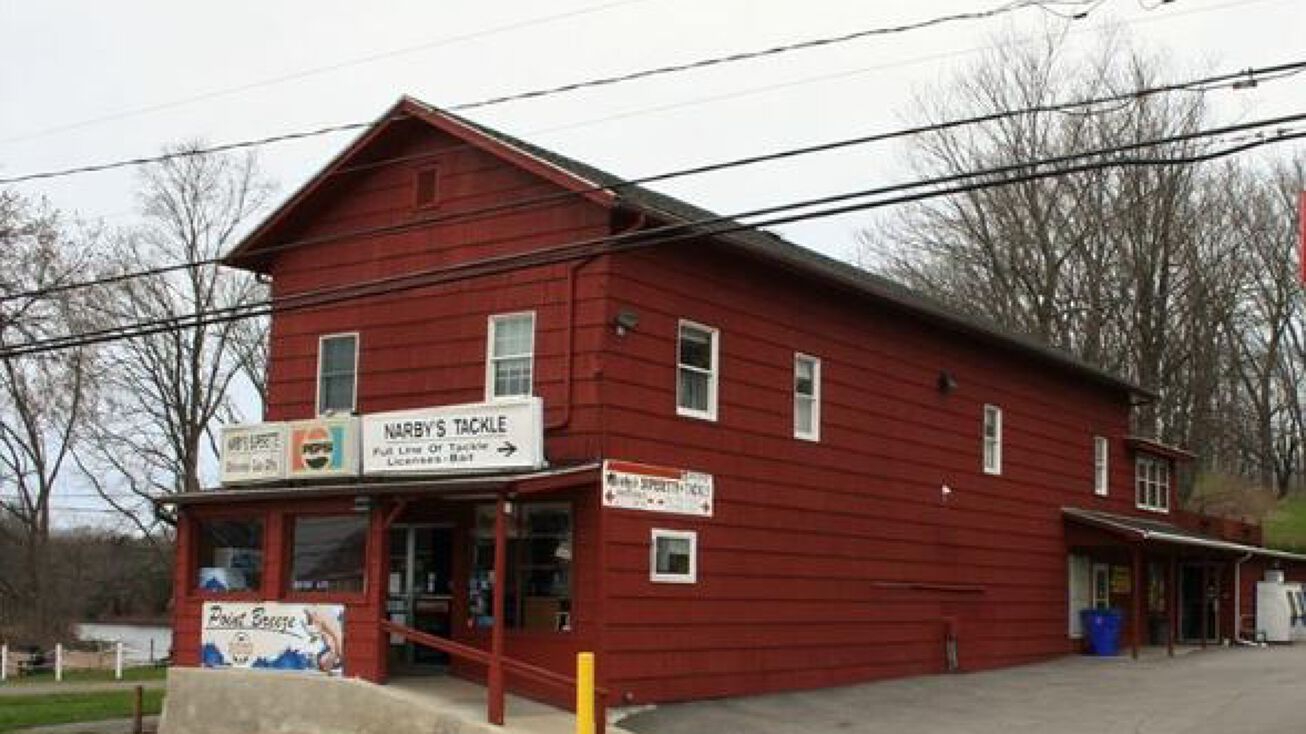 1292 Oak Orchard Rd, Kent, NY 14477