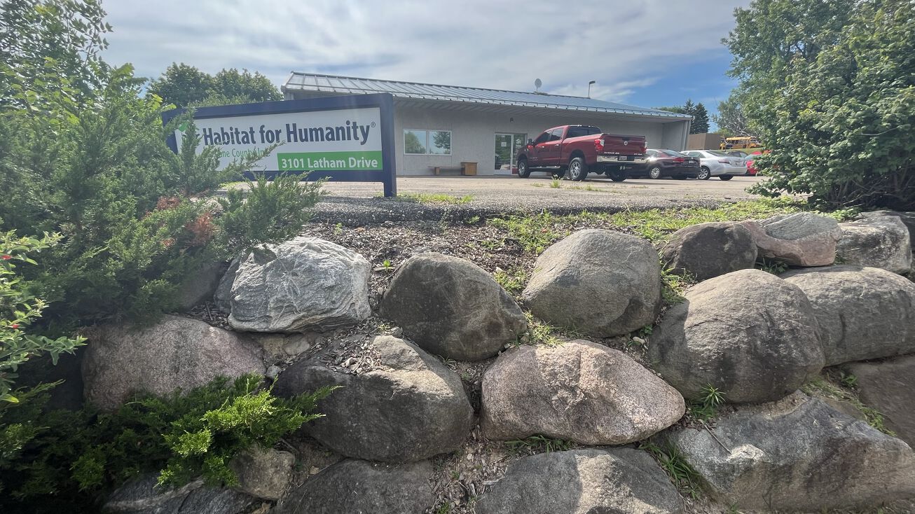 3101 Latham Dr, Madison, WI 53713