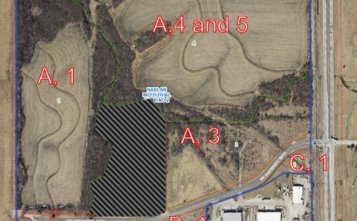 Pictures of Land property located at 402 SW University Blvd, Topeka, KS 66619 for sales - image #1