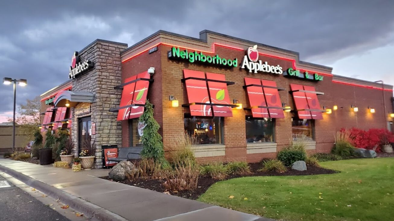 2901 Decker Dr, Rice Lake, WI 54868 Retail Property for Sale Applebee's