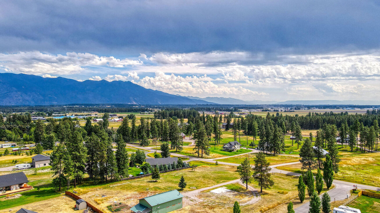 555 Hodgson Road, Columbia Falls, MT 59912