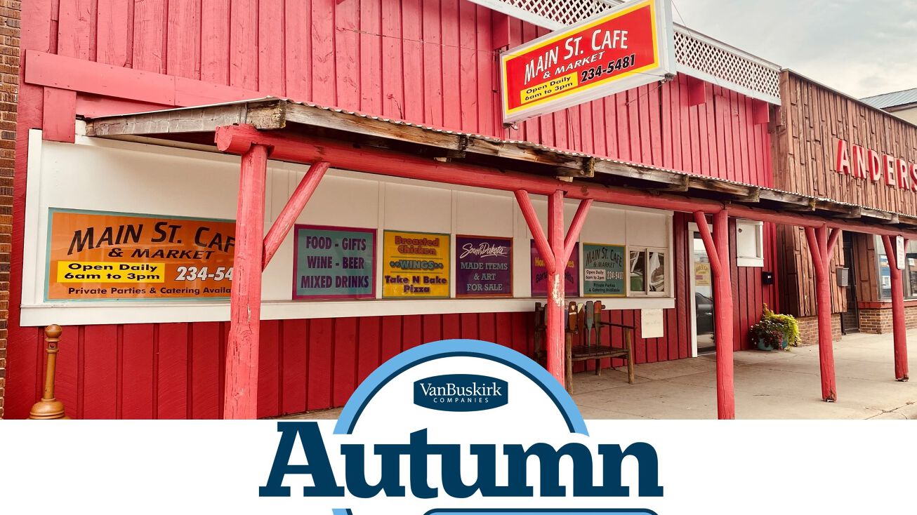 117 S Main St, Chamberlain, SD 57325